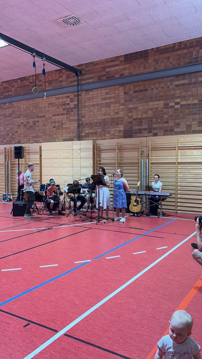 Auftritt der Schulband