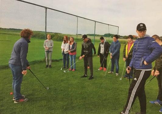 Klasse 8 A beim Swinggolf in Langenzenn