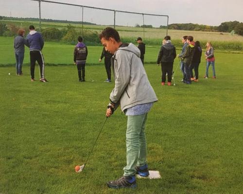 Klasse 8 A beim Swinggolf in Langenzenn