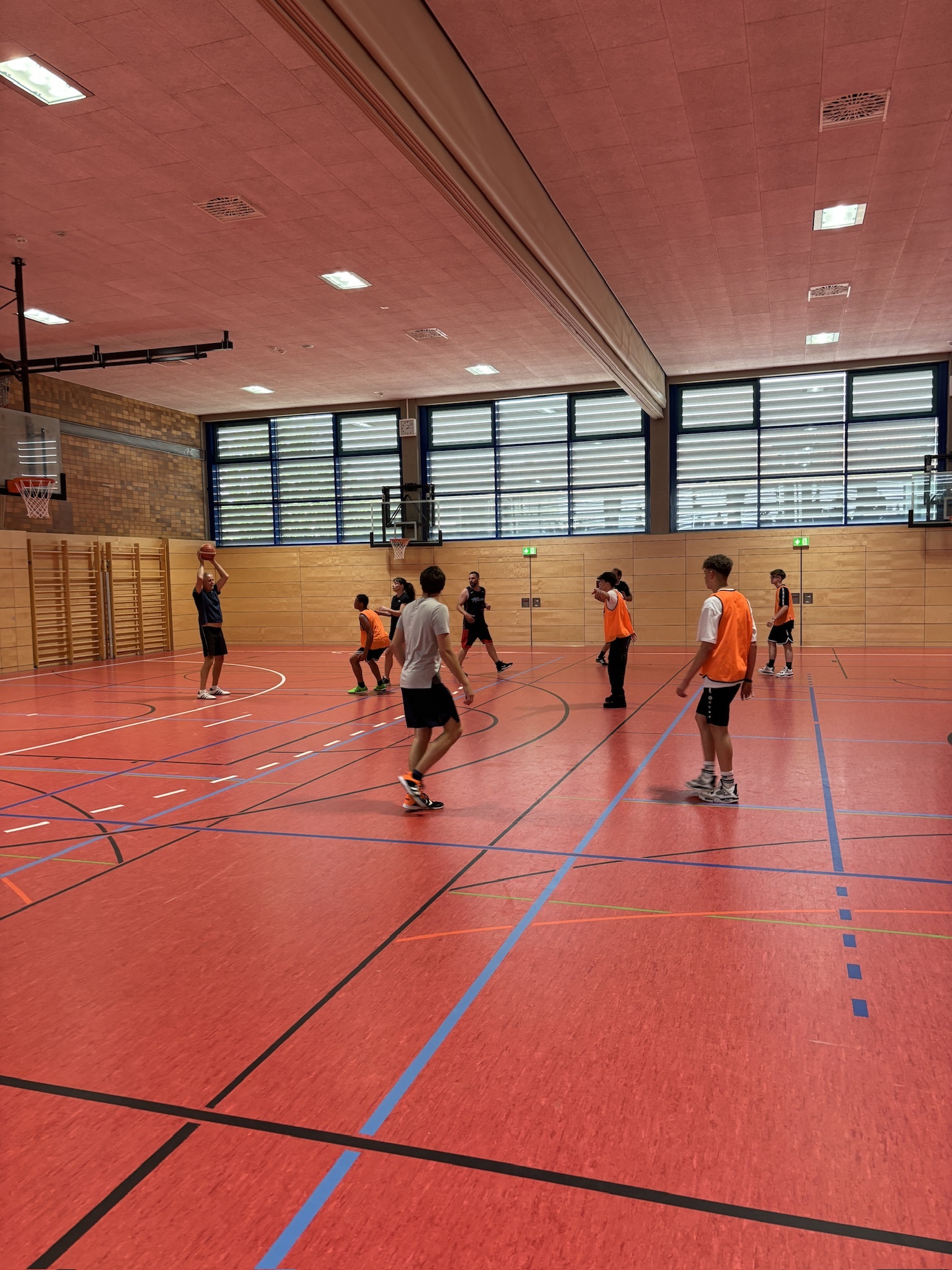 Basketballspiel L vs. S